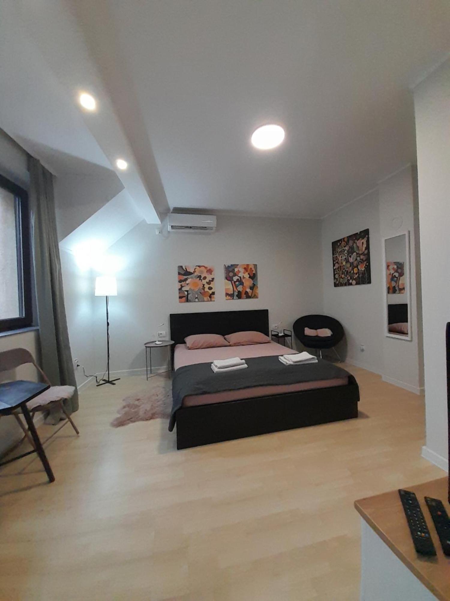 Cool & Cozy Center Apartamento Subotica Exterior foto